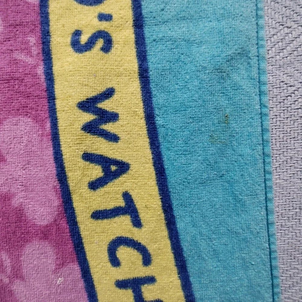 Winnie the Pooh Disney beach towel Who's Watching Who? 100% cotton FLAWS